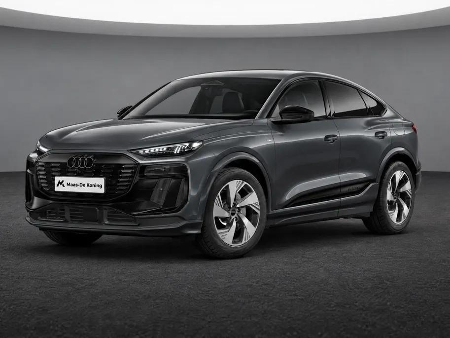Audi Q6 e-tron Sportback S edition 83 kWh 252 PK · Glazen panoramadak · Trekhaak elek. wegklapbaar · Optiekpakket zwart