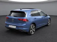Volkswagen Golf 1.5 eHybrid Life Edition Panoramadak · Achteruitrijcamera · Draadloze telefoonlader · Stuur- & Stoelverwarming