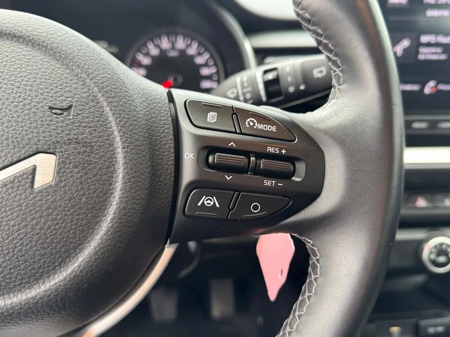 Kia Stonic 1.0T MHEV DynamicLine | Airco | Camera | Cruise Control | LM Velgen | Apple Carplay & Android Auto |