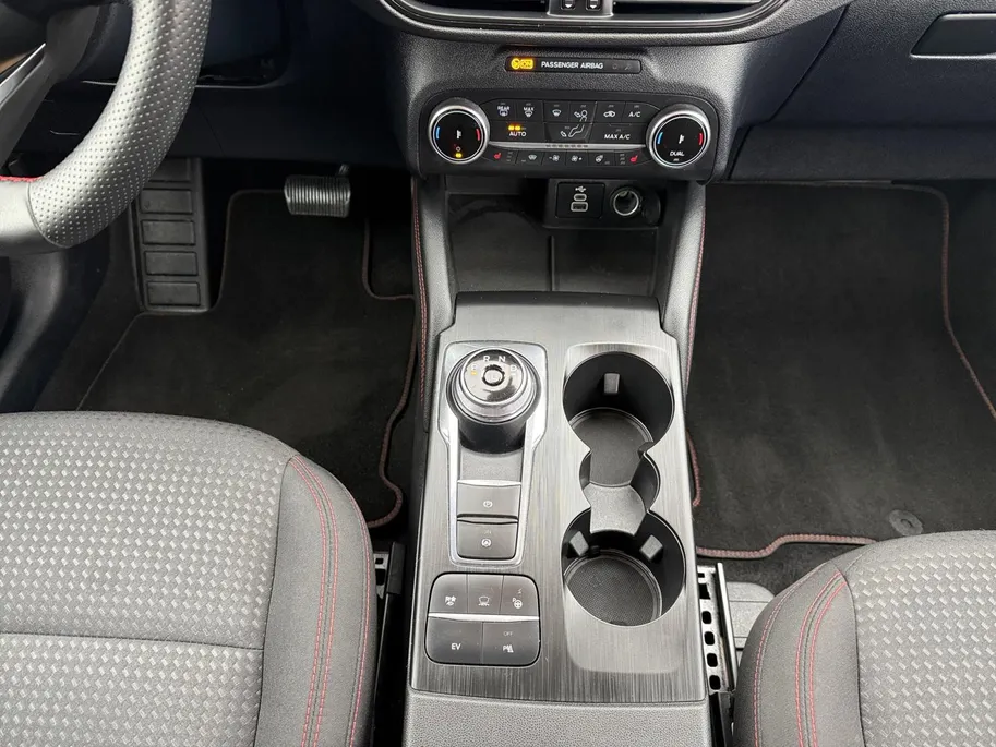 Ford Kuga 2.5 PHEV ST-Line | Driver Assistance Pack | Winterpack | Technology Pack | Apple Carplay | Android Auto |