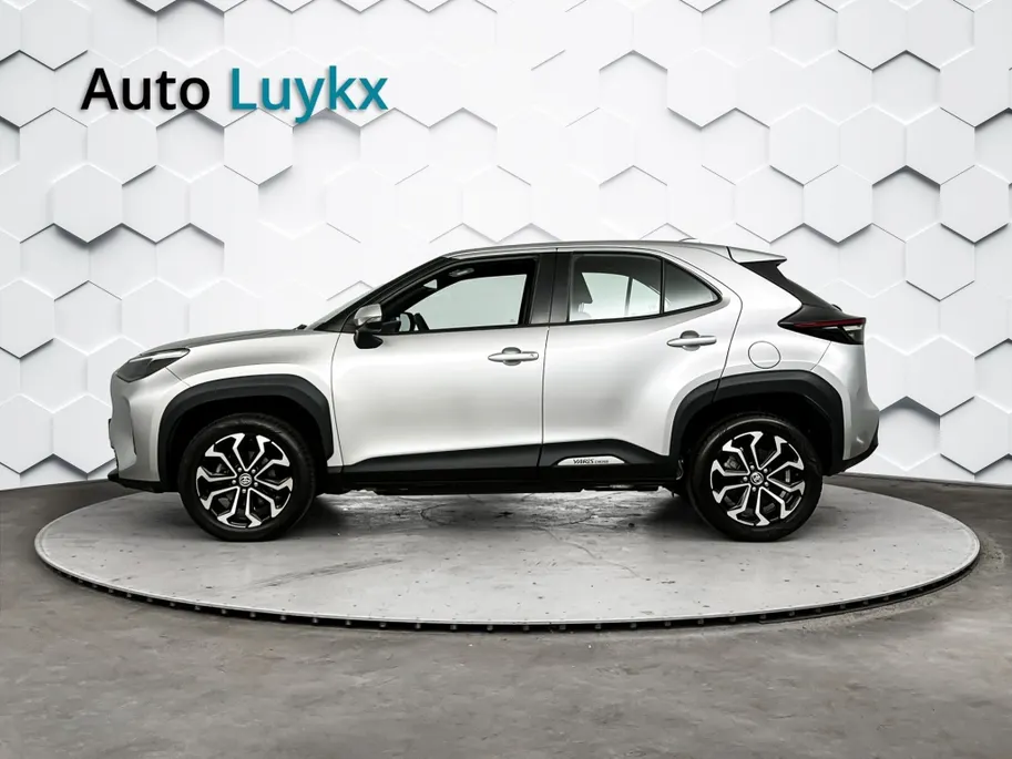 Toyota Yaris Cross 1.5 Hybrid Dynamic | Navigatie | 17'' L.M. Velgen | Adaptieve Cruise Control