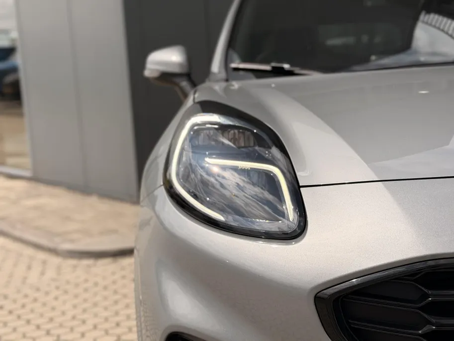 Ford Puma 1.0 EcoBoost Hybrid 125PK ST-Line X WINTER PACK I DRIVER ASSISTANCE PACK I FULL LED-KOPLAMPEN I APPLE CARPLAY / ANDROID AUTO I