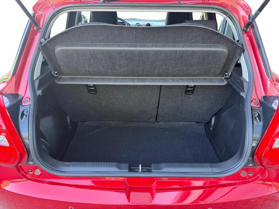 Suzuki Swift 1.2 Style Smart Hybrid | Climate Control | Camera | Navigatie | Stoelverwarming |