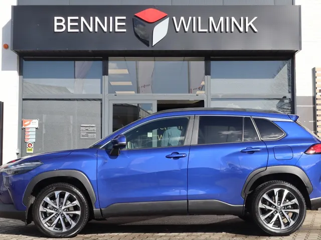 Toyota Corolla Cross Hybrid 140 Style | Blindspot | Stoelverwarming | Parkeersensoren