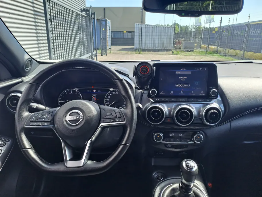 Nissan Juke 1.0 DIG-T N-Connecta | Cruise | Apple Carplay/Android Auto | Camera | DAB | Keyless entry | Keyless start