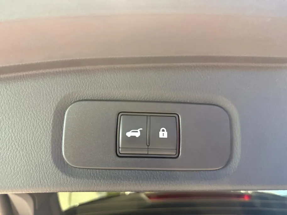 Nissan QASHQAI 1.3 MHEV Xtronic N-Connecta *Automaat*Panorama*Navi+Camera360*Climate*Adaptive Cruise*Stoel/Stuur Verw.*Luxe Auto!