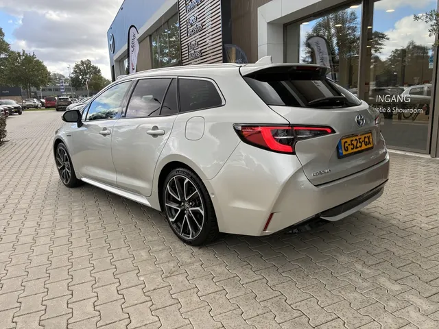 Toyota Corolla Touring Sports 2.0 Hybride Executive | JBL | Headup | Trekhaak