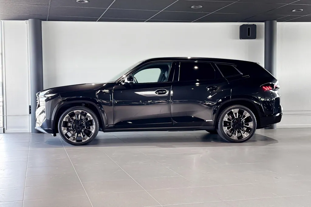 BMW XM PHEV 30 kWh