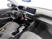 Peugeot 208 1.2 Hybrid 110 e-DCS6 Allure | Automaat | Parkeersensoren | Apple Carplay & Android Auto | Cruise Control | Bluetooth | 12 Maanden BOVAG Garantie
