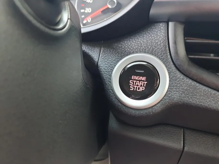 Kia Picanto 1.0T X-Line 5p | Stoel en stuurverwarming | Navigatie | Climate control | Keyless met startknop | Lederen bekleding | Apple Carplay / Android Auto |