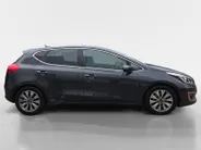 Kia cee'd 1.6 GDI DynamicLine | 1e Eigenaar | Dealeronderhouden | Camera | Navigatie | Cruise Control | 12 Maanden BOVAG Garantie |