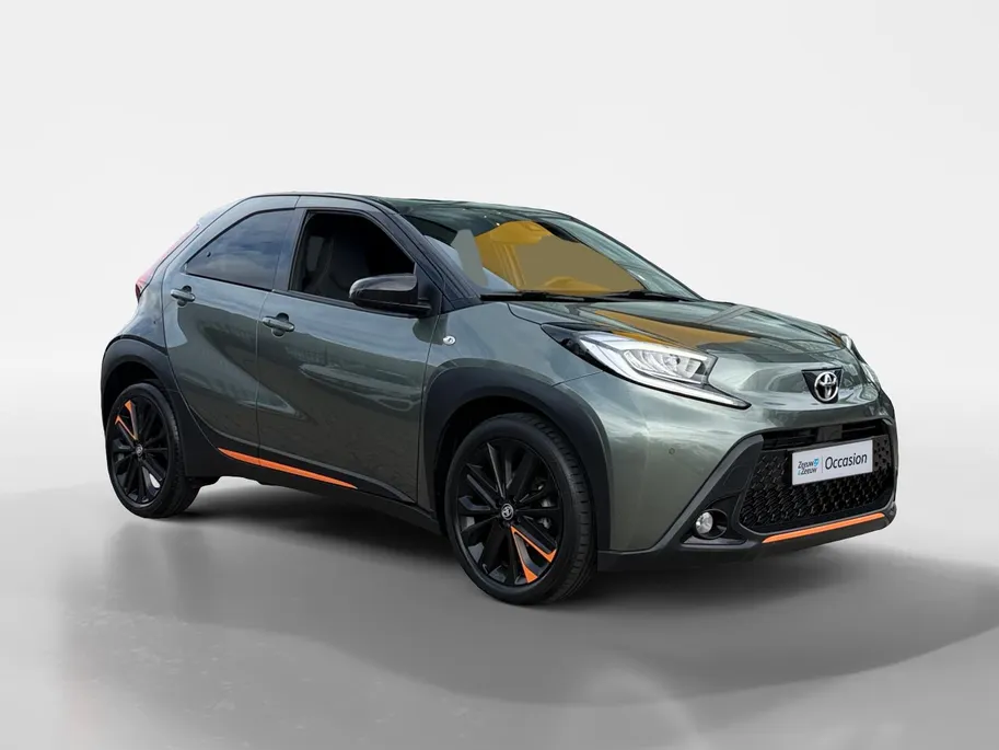 Toyota Aygo X 1.0 VVT-i MT Limited | Apple Carplay & Android Auto | Stoelverwarming | JBL Audio | Camera | Parkeersensoren | LMV | Cruise & Climate Control | Dealer Onderhouden | 12 Maanden BOVAG Garantie