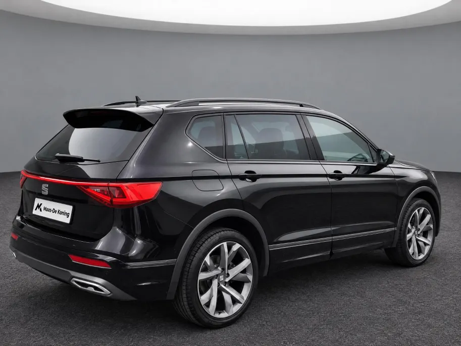 SEAT Tarraco 1.4TSIe-Hybrid 180kW/245PK PHEV FR · Panoramadak · Leder · Trekhaak · Apple/Android Car Play ·