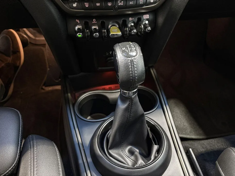 MINI Countryman Cooper SE ALL4 Essence