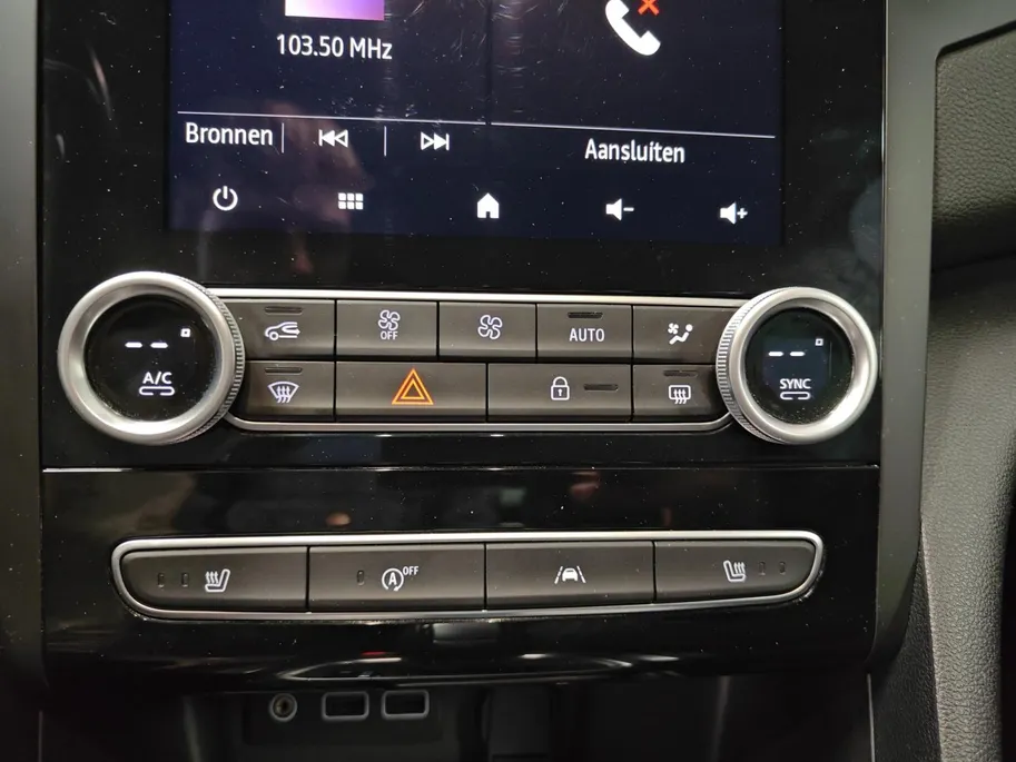 Renault Mégane Estate 1.3 TCe 140 Techno AUTOMAAT NAVI AIRCO CAMERA CRUISE CONTROLE APPLE CARPLAY ANDROID AUTO TREKHAAK (TREKGEWICHT 1750KG) ZEER MOOIE AUTO