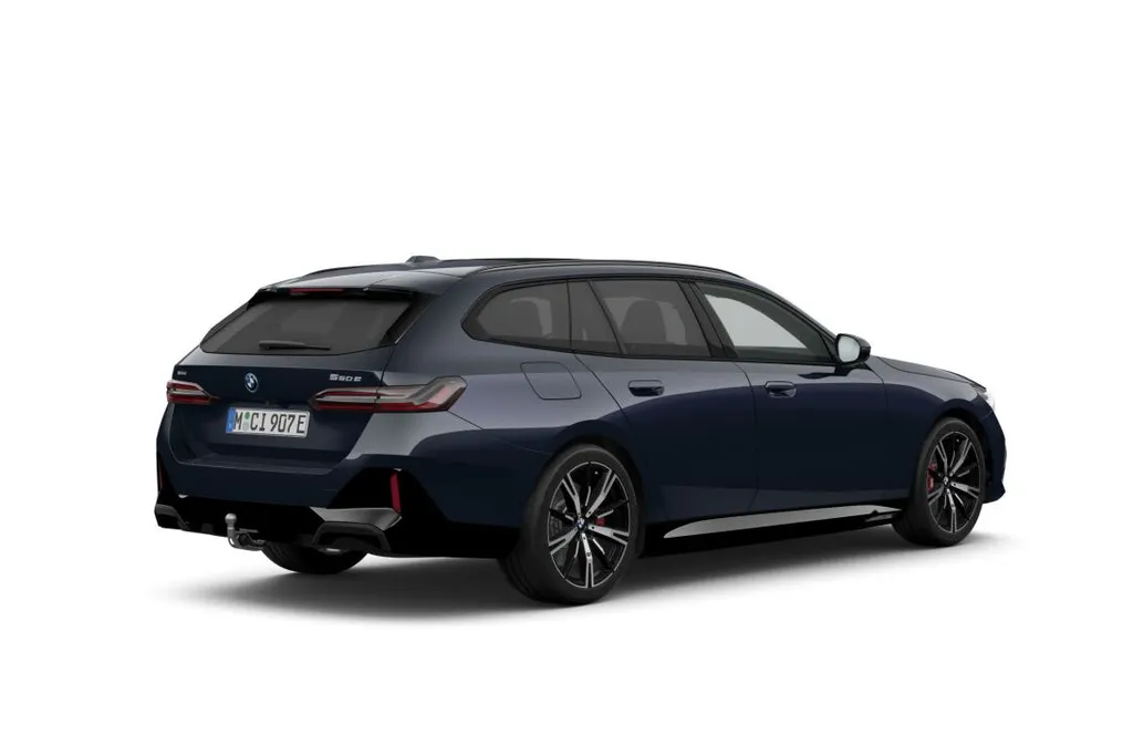 BMW 5 Serie Touring 550e xDrive