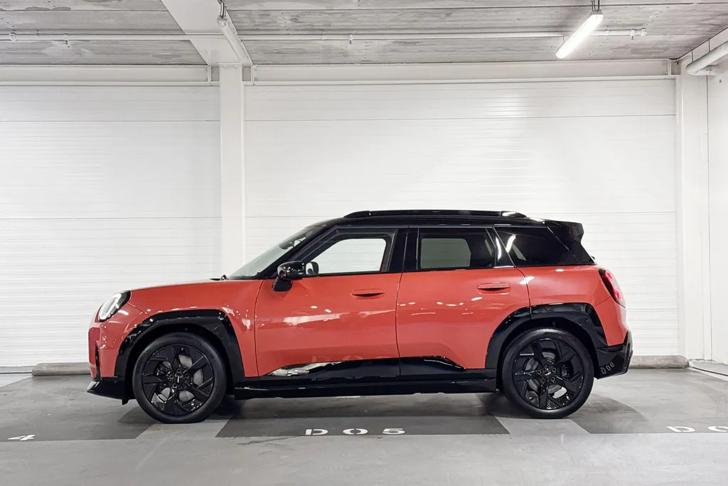 MINI Aceman SE John Cooper Works