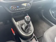 Hyundai i10 1.0 Premium | Navigatie| Parkeer sensoren| Camera| Cruise Controle| Metallic lak| Dealer onderhouden| Climate Controle