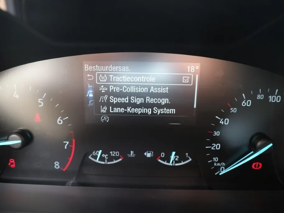 Ford Focus Wagon 1.0 EcoBoost Hybrid ST Line Style 125pk met Parking-, Winter-, Family-, en Design Pack