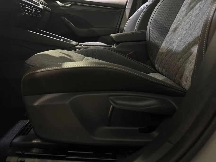 Škoda Octavia combi Sportline Business 1.5 TSI m-HEV 110 kW / 150 PK | Trekhaak wegklapbaar | 19'' draconis velgen | 1.000,- inruilbonus!!