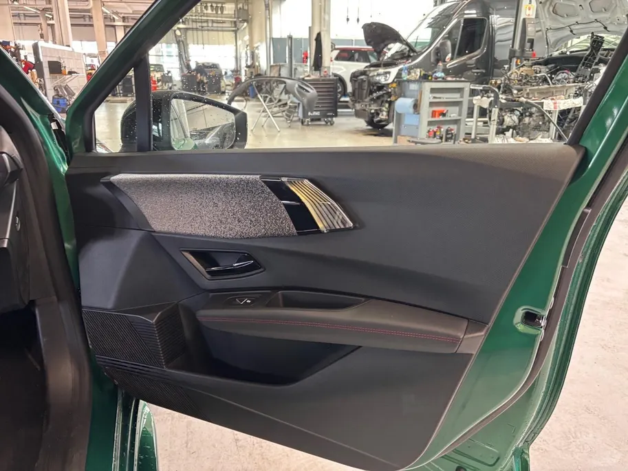 Renault Clio 1.8 Hybrid 160 techno AUTOMAAT NAVI AIRCO CAMERA CRUISE CONTROLE STOELVERWARMING APPLE CARPLAY ANDROID AUTO !!LET OP RIJDENDE DEMO!!