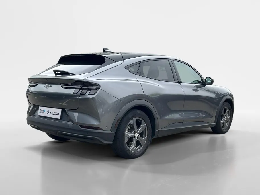 Ford Mustang Mach-E Extended RWD 98 kWh 294pk | 95,5% SOH | WLTP 610km rijbereik | Stoel- stuur en voorruitverwarming | Panorama dak | Elektrische stoelen | Technologypack +