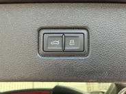 Audi Q7 55 TFSIe 280kW/381PK quattro S Line · Panoramadak · Trekhaak · Luchtvering · 360gr camera · Dodehoeksensor · 21'' · Servosluiting · Adaptive Cruise Control ·