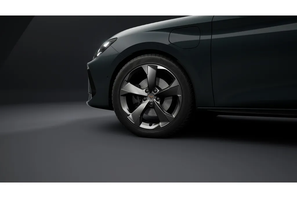 CUPRA Leon Sportstourer Business | Achteruitrijcamera | Digitaal instrumentenpaneel (Virtual Cockpit) | Draadloze Apple CarPlay™, Android Auto™