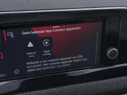 Volkswagen Golf 1.5eTSI/150PK R-Line · Apple/Android Car Play · 17'' Velgen ·  Rijprofielkeuze · LED