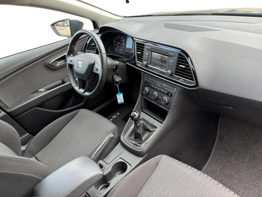 SEAT Leon ST 1.2 TSI Reference Business | Cruise | Sensoren | Lichtmetalen velgen |