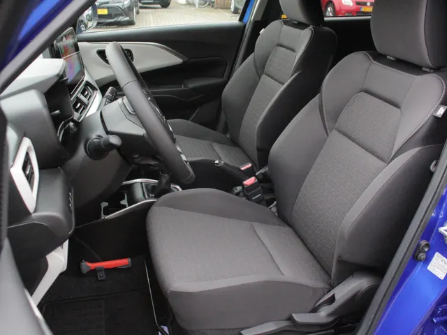 Suzuki Swift 1.2 Style Smart Hybrid | € 2200,- DEALERKORTING! | Alle kleuren leverbaar!