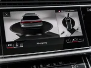 Audi Q8 55 TFSI 340pk Tiptronic Quattro Pro Line S · Panoramadak · Leder · Luchtvering · 360 Camera · Stoelmassage · Stoelventilatie · 22'' Inch · Bang & Olufsen ·