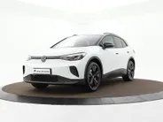 Volkswagen ID.4 Limited Edition 58 kWh accu 190 PK · Achteruitrijcamera · Draadloze telefoonlader · Trekhaak, elektrisch uitklapbaar · Voorraad OUTLET · Prijs is inclusief inruilpremie ·