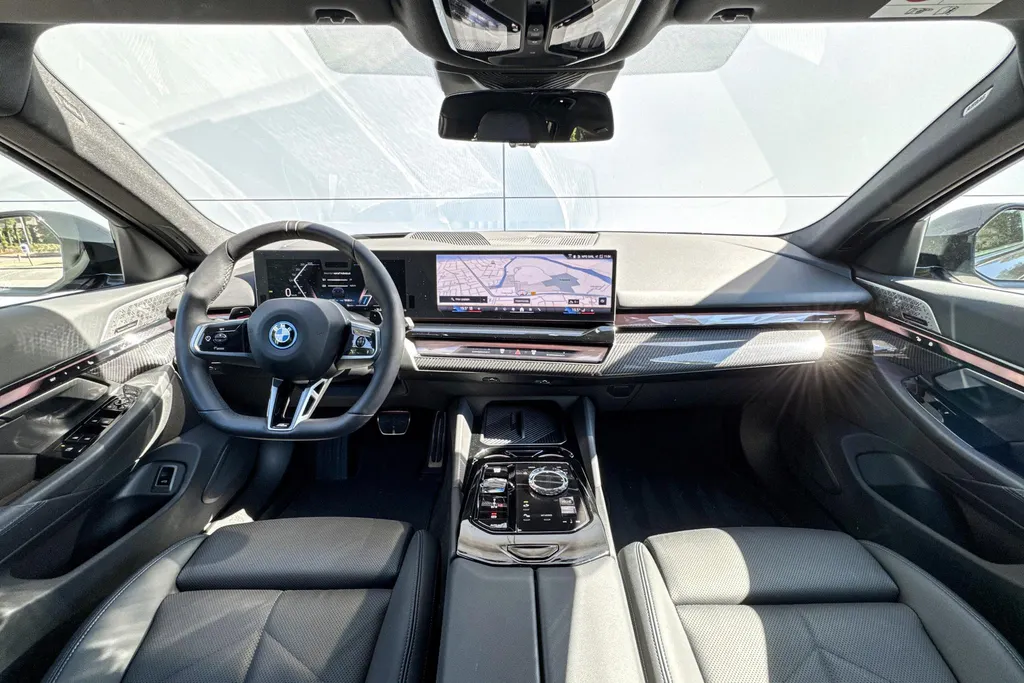 BMW 5 Serie Touring 550e xDrive