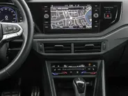 Volkswagen Polo 1.0 TSI 110pk DSG R-Line · Camera · Matrix LED · Stoelverwarming · Apple/Android Car Play · ACC · P-Sensoren · 17'Velgen ·