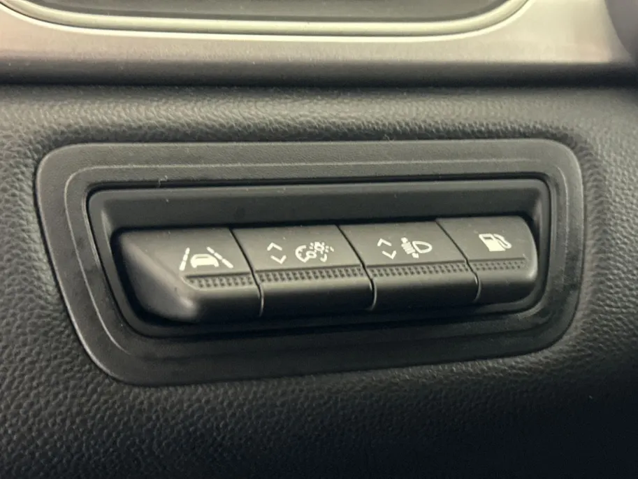 Renault Captur 1.6 E-Tech PHEV 160 Intens | Groot Scherm + Navigatie | Parkeercamera | Cruise Control