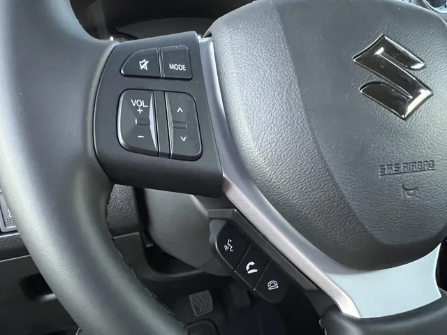 Suzuki Vitara 1.4 Boosterjet Style Smart Hybrid | Direct uit voorraad leverbaar | Climate Control | 17'LM | Lederen Interieur