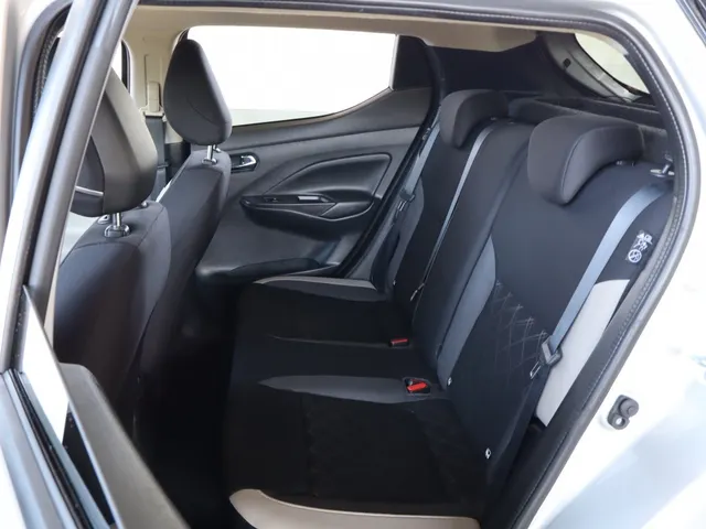 Nissan Micra 1.0 IG-T N-Design | BOSE | Navigatie