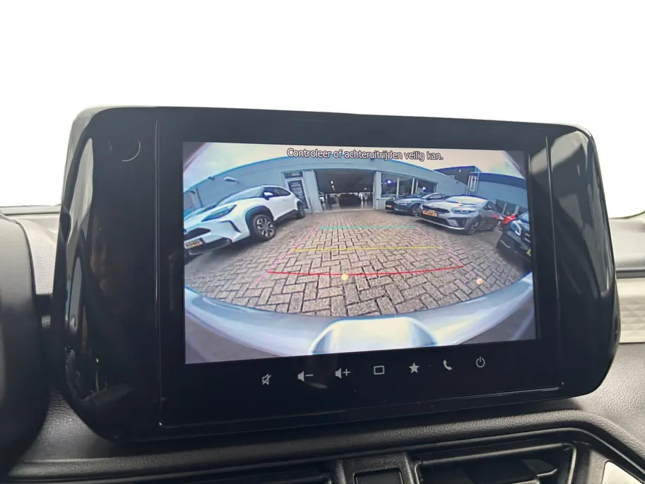 Suzuki Swift 1.2 Select Smart Hybrid | Achteruitrijcamera | Stoelverwarming | Apple/Android Carplay | Climate Control | Fabrieksgarantie! |