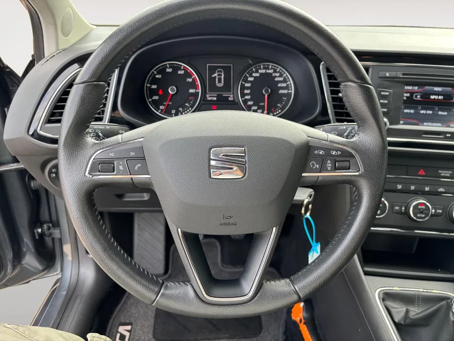 SEAT Leon ST 1.2 TSI Reference Business | Cruise | Sensoren | Lichtmetalen velgen |