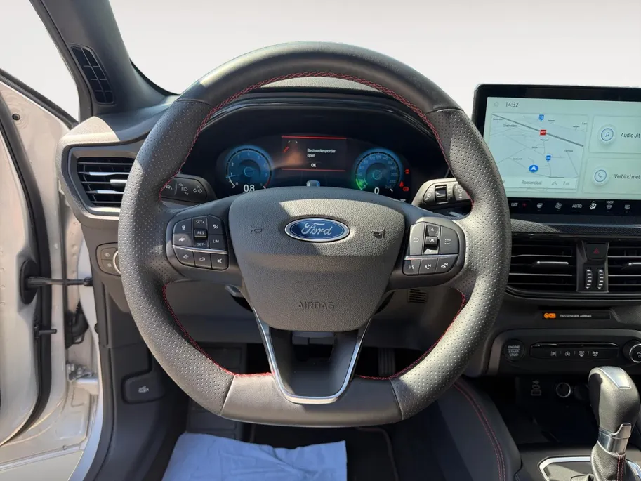 Ford Focus Wagon 1.0 EcoBoost Hybrid ST Line X | Automaat | Panorama dak | Adaptieve Cruise Control