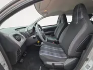 Peugeot 108 1.0 e-VTi Active | Zeer nette auto | Apple CarPlay & Android Auto | Volledig onderhouden | Achteruitrijcamera | 12 Maanden BOVAG Garantie |