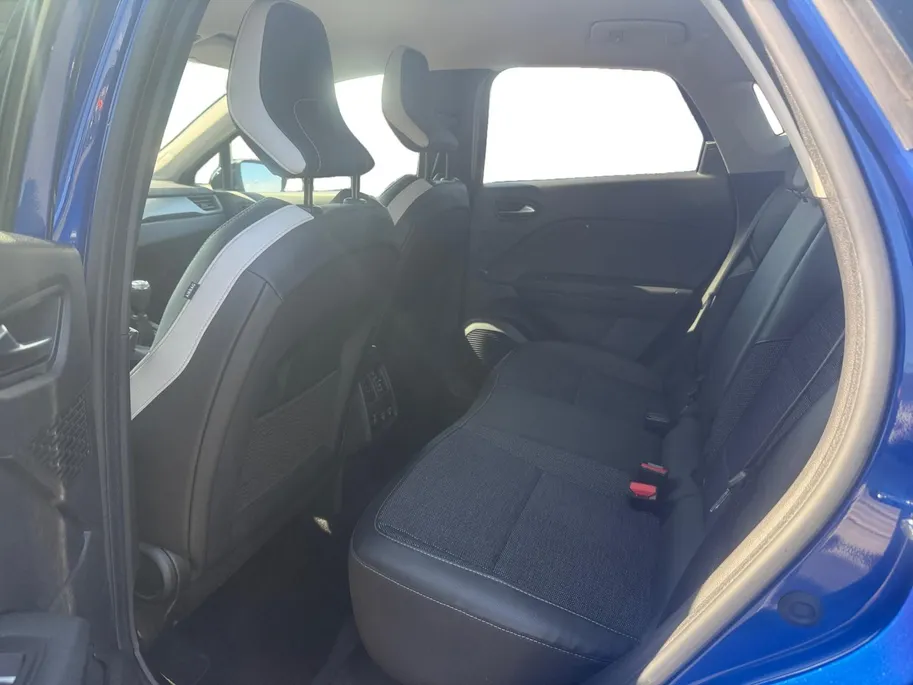 Renault Captur 1.0 TCe 100 Intens | Trekhaak | Camera | Navigatie | Cruise Control | Climate Control | Parkeersensoren | Apple Carplay/Android Auto