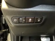 Kia Picanto 1.0 DPI GT-Line Automaat | Apple Carplay / Android Auto | Navigatiesysteem | Stoel + Stuurverwarming | Elektrisch Bedienbaar Schuif / Kanteldak | Parkeersensoren + Camera Achter | Cruise Control | Dodehoekdetectie + Correctie | Lichtsensor | 16'Lichtmetal