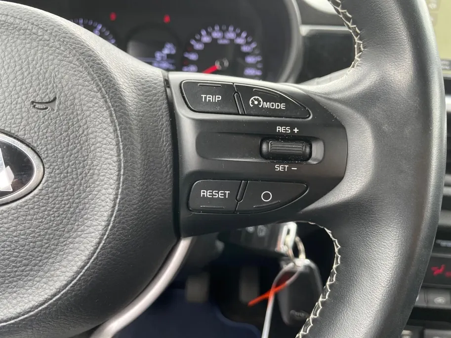 Kia Picanto 1.0 CVVT Design Edition | navigatie | Climate control | Lederen bekeleding | Pakeercamera achter | Cruise control