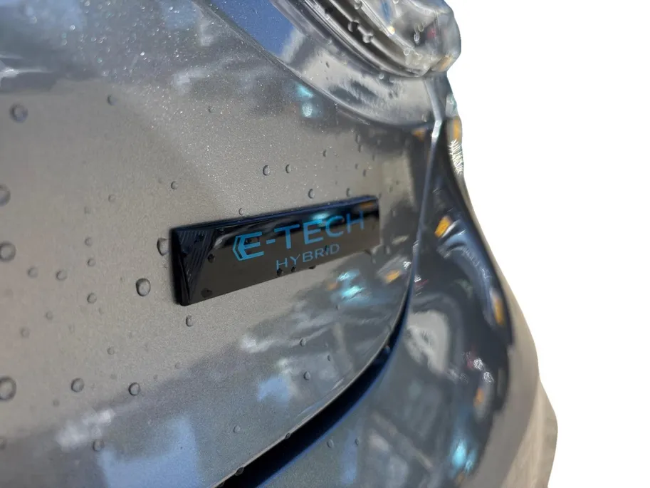 Renault Clio 1.6 E-Tech Full Hybrid 145 esprit Alpine AUTOMAAT NAVI AIRCO CAMERA CRUISE CONTROLE TREKHAAK APPLE CARPLAY ANDROID AUTO ZEER MOOIE AUTO DEALER ONDERHOUDEN