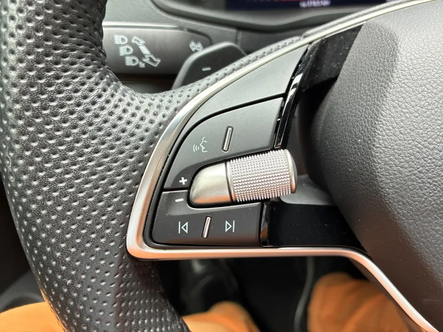 Škoda Karoq 1.5 TSI ACT Sportline Business