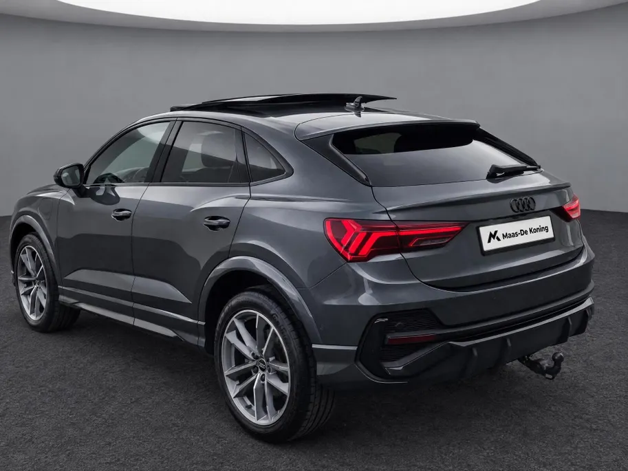 Audi Q3 Sportback 45 TFSIe 180kW/245PK S Line · Panoramadak · Trekhaak · Camera · Stoelverwarming · Apple/Android Car Play · Adaptive Cruise Control ·  Drive select ·