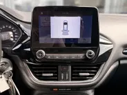 Ford Fiesta 1.0 EcoBoost Hybrid Titanium PARKEERSENSOREN ACHTER I ALL SEASON BANDEN I APPLE CARPLAY / ANDROID AUTO I