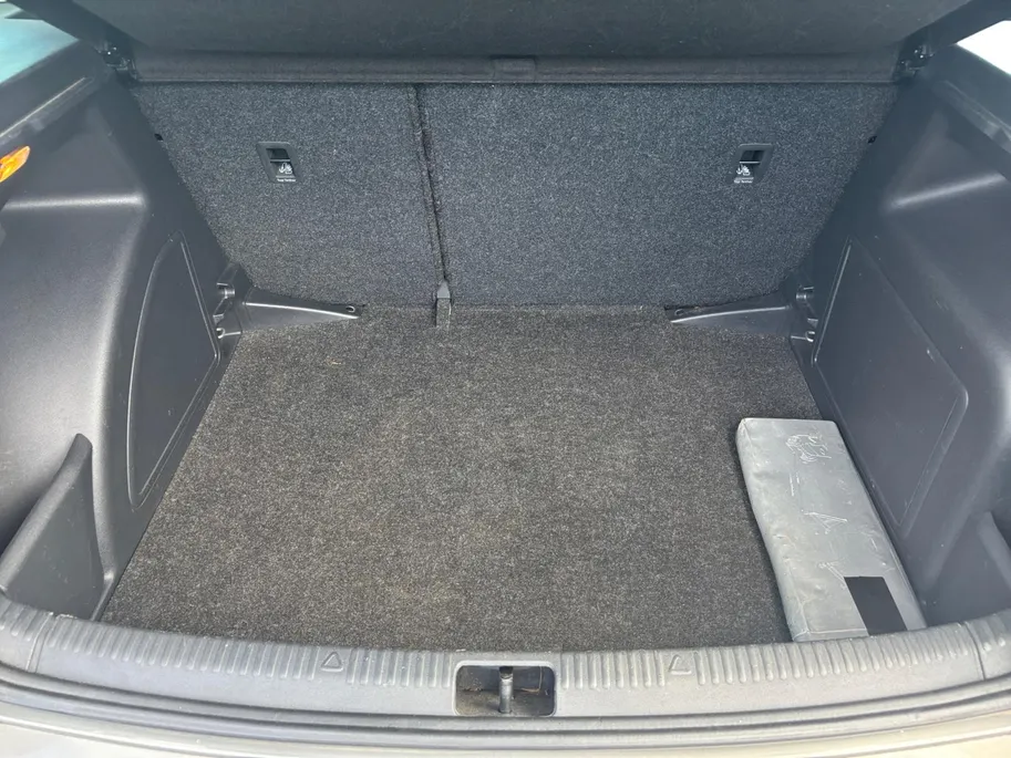 Škoda Rapid Spaceback 1.0 TSI Greentech Clever | Panoramadak | Climate Control | Cruise Control | Stoelverwarming | Parkeersensoren achter | DAB |
